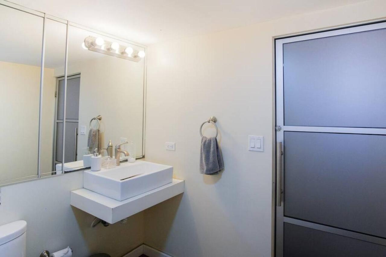 エンセナダCasa San Miguel With Gated Parking At Casas Sanbluアパートメント エクステリア 写真