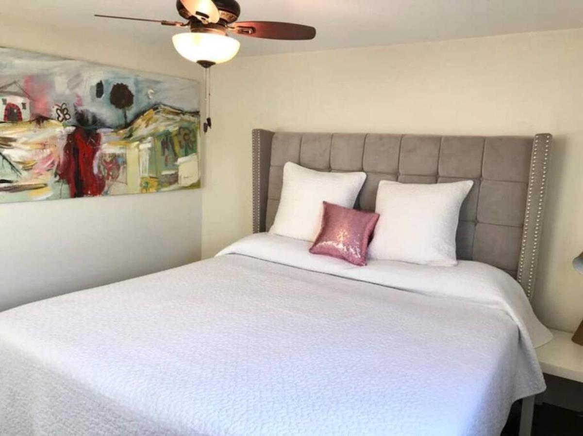 エンセナダCasa San Miguel With Gated Parking At Casas Sanbluアパートメント エクステリア 写真