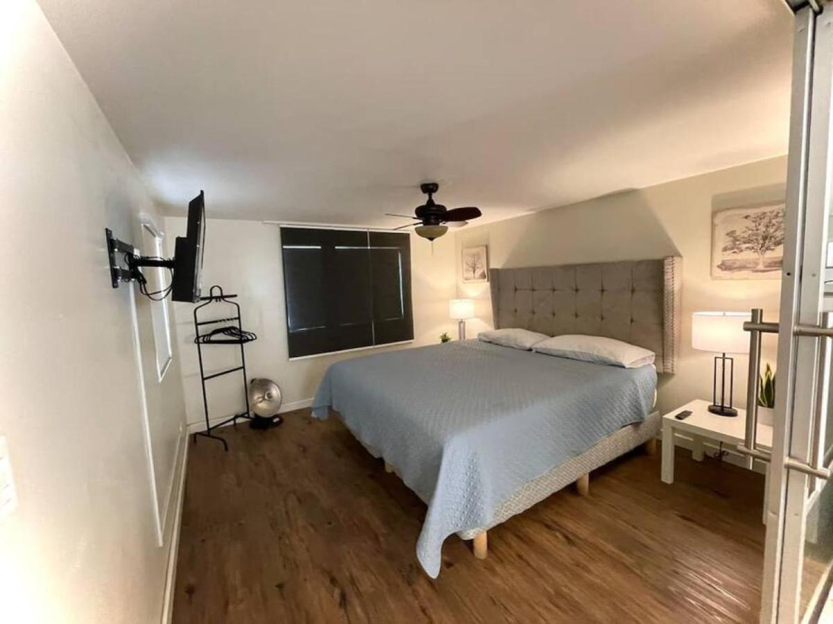 エンセナダCasa San Miguel With Gated Parking At Casas Sanbluアパートメント エクステリア 写真